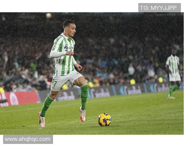 安东尼足球明星的成长之路与未来发展展望分析 安东尼足球明星的成长之路与未来发展展望分析